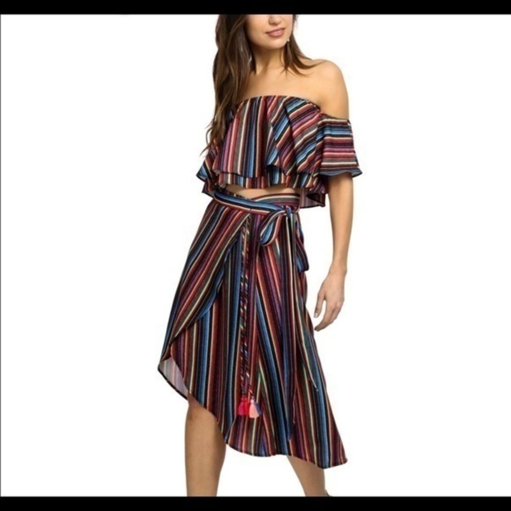 ✨Host Pick✨show me your mumu siesta stripe set